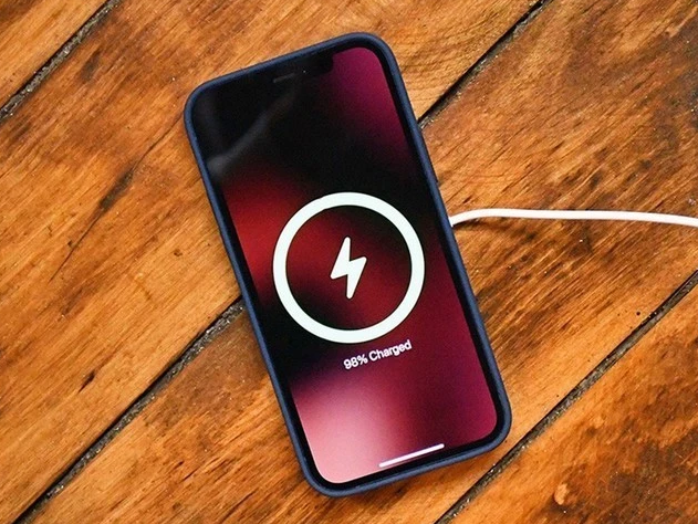 河西苹果手机维修分享iPhone 12可以随便充电吗 